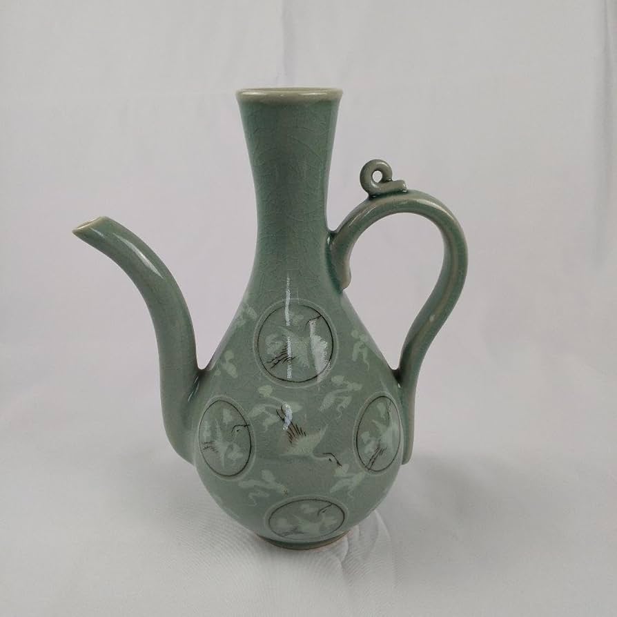 Amazon.co.jp: 高麗青磁雲鶴文水差し 峯岩 韓国人間国宝 高麗青磁 韓国