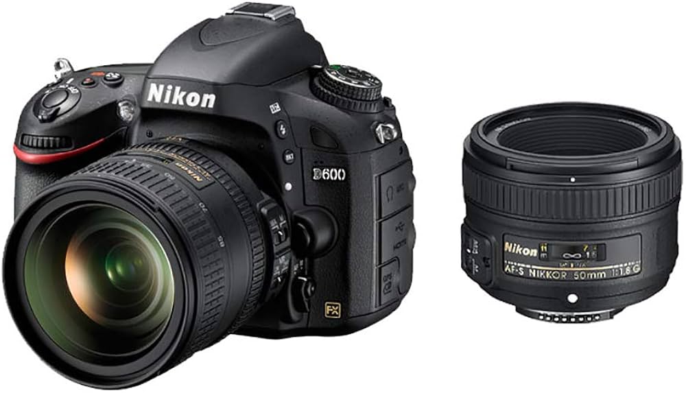 Amazon | Nikon デジタル一眼レフカメラ D600 ダブルレンズキット 24