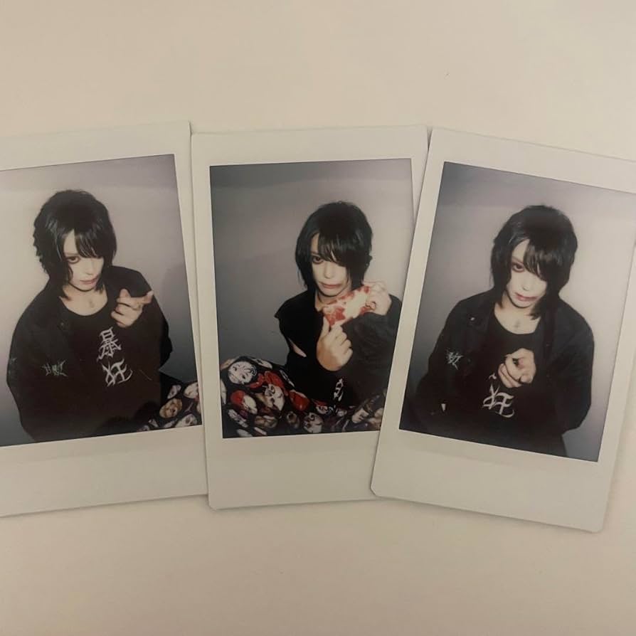 Amazon.co.jp: 甘い暴力 咲 チェキ 3枚セット バレンタイン心中大阪