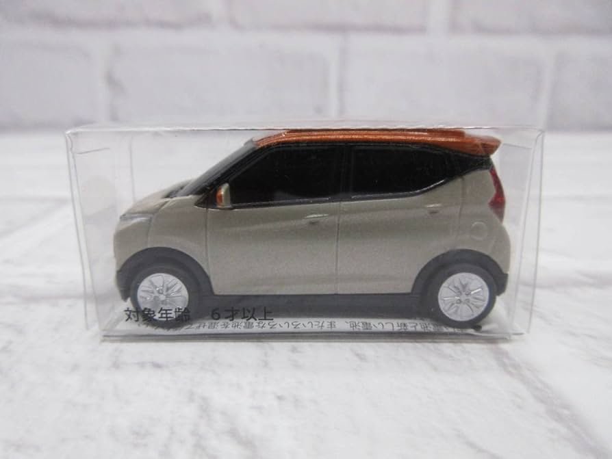 Amazon | 1/64 ディーラー特注品 ミニカー 三菱 ekX ekクロス 2トーン