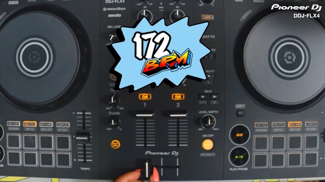 Pioneer DJ DDJ-FLX4 2 Channel - 8 Performance Pads - Rekordbox and