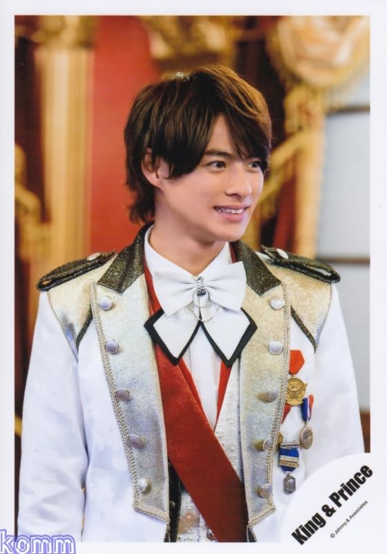 Amazon.co.jp: King & Prince 公式 生 写真 （平野紫耀）KP00055ko