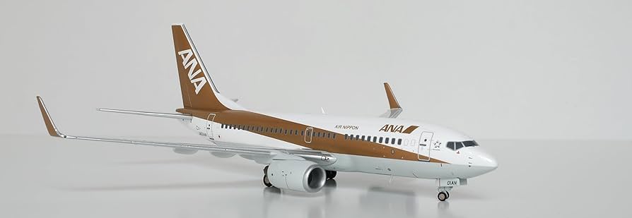1/200 JCwings ANA ゴールド B737-700 非売品・新商品情報】1/200 737
