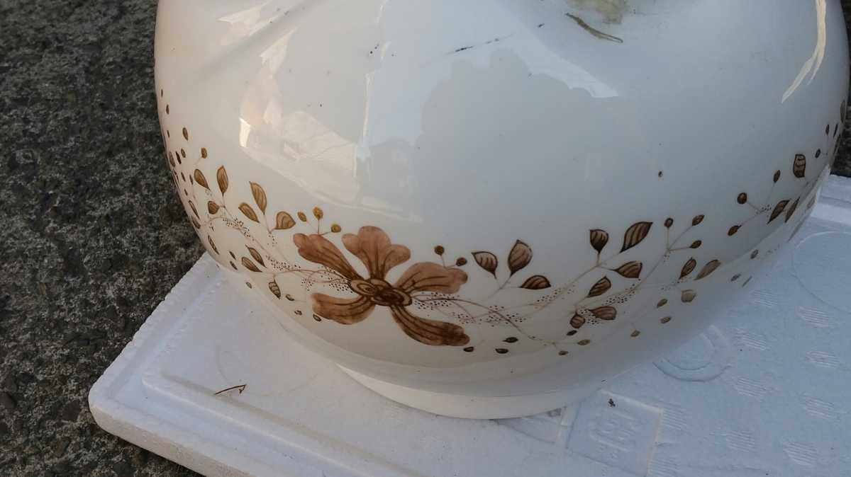 Amazon.co.jp: 旧家買い取り品おかめお多福火鉢手焙り陶器製古い置物高