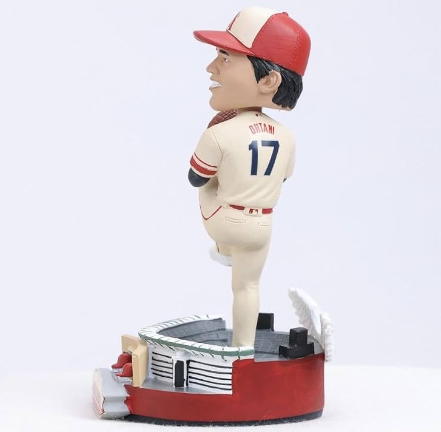 Amazon.co.jp: 大谷翔平 ピッチャー2025復帰祈願 公式 ボブルヘッド