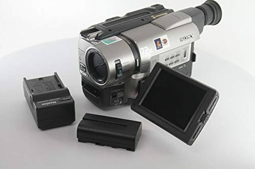 8mmテープのダビングに！ SONY ビデオカメラ CCD-TRV85