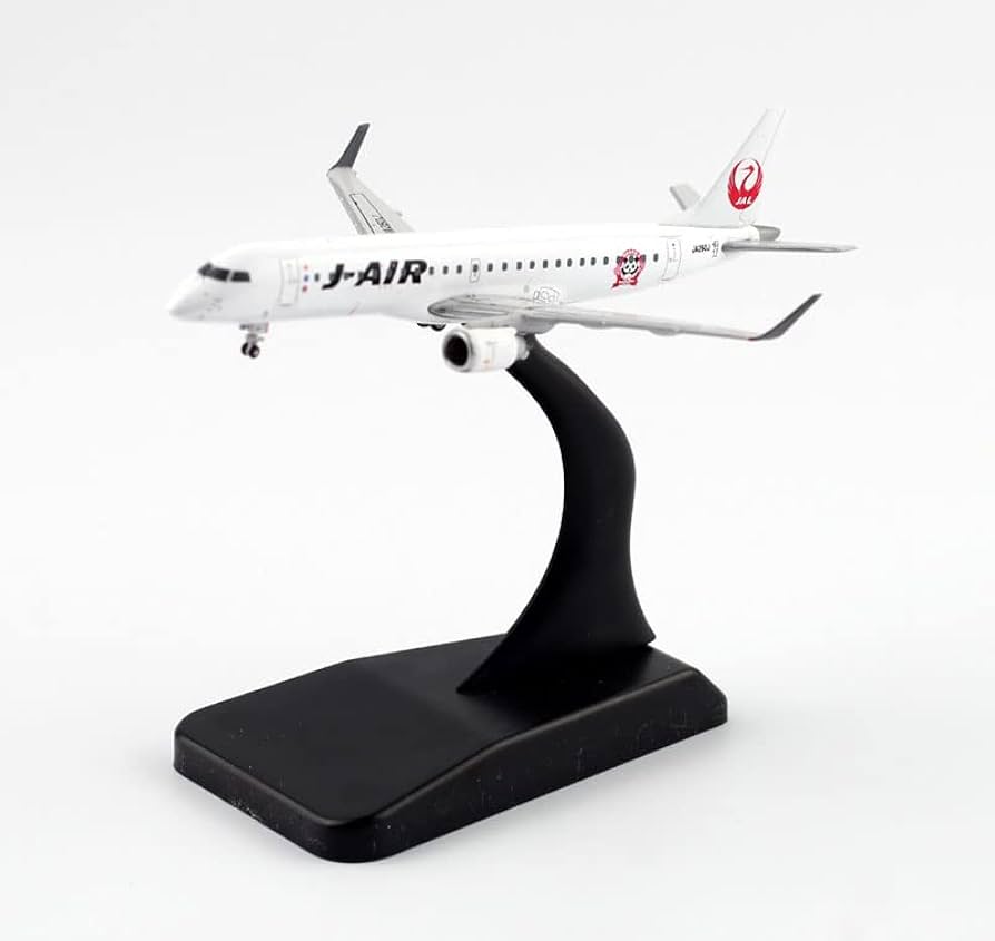 Amazon.com: JC Wings J Air Embraer ERJ-190 JA250J 1/400 DIECAST