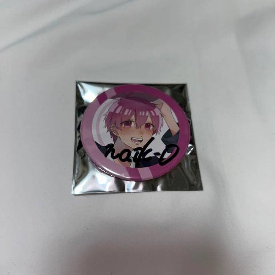 Amazon.co.jp: いれいす ないこ サイン 缶バッジ : おもちゃ