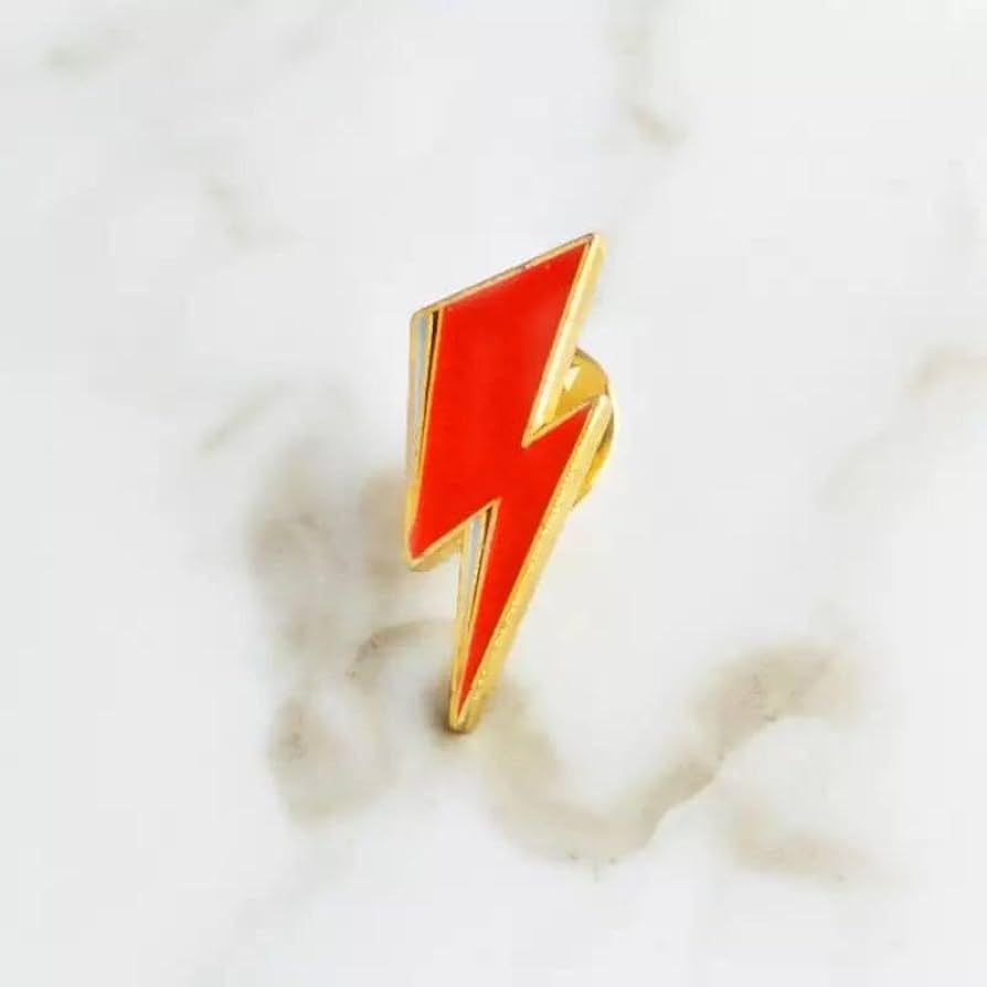 Amazon | 稲妻 雷 電気 サンダー ピンバッジ ピンズ | バッジ | おもちゃ