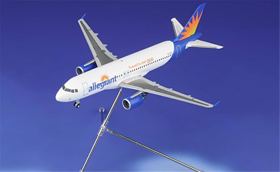 Amazon.com: GeminiJets Allegiant Airbus A320 N221NV with Stand 1
