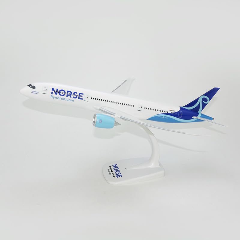 AeroClix Model Airplane Norse Atlantic Boeing 787-9 LN-FND 1/200