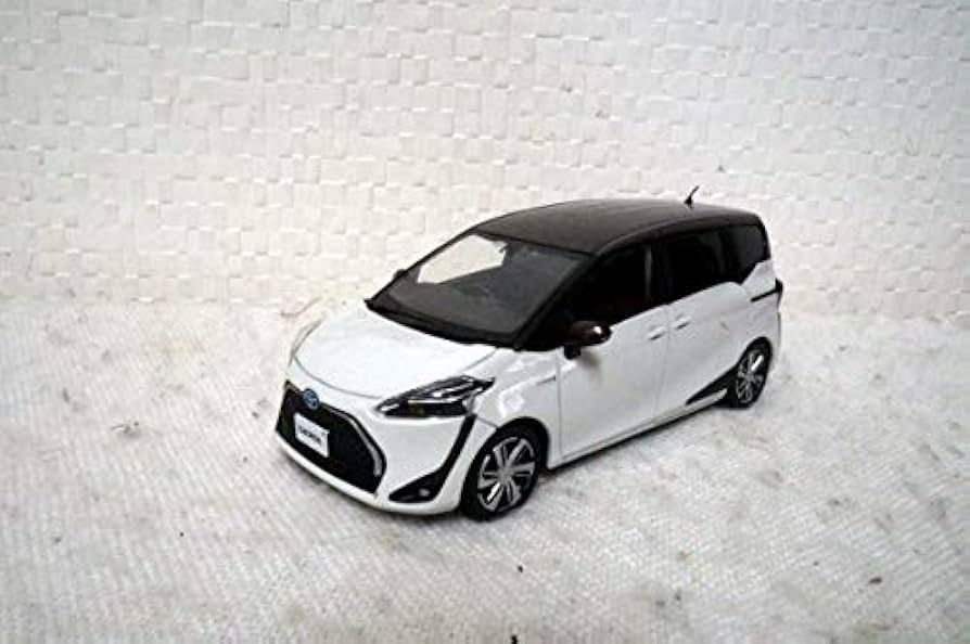 Amazon | ミニカー カラーサンプル シエンタ 1/30 ミニカー 白 非売品