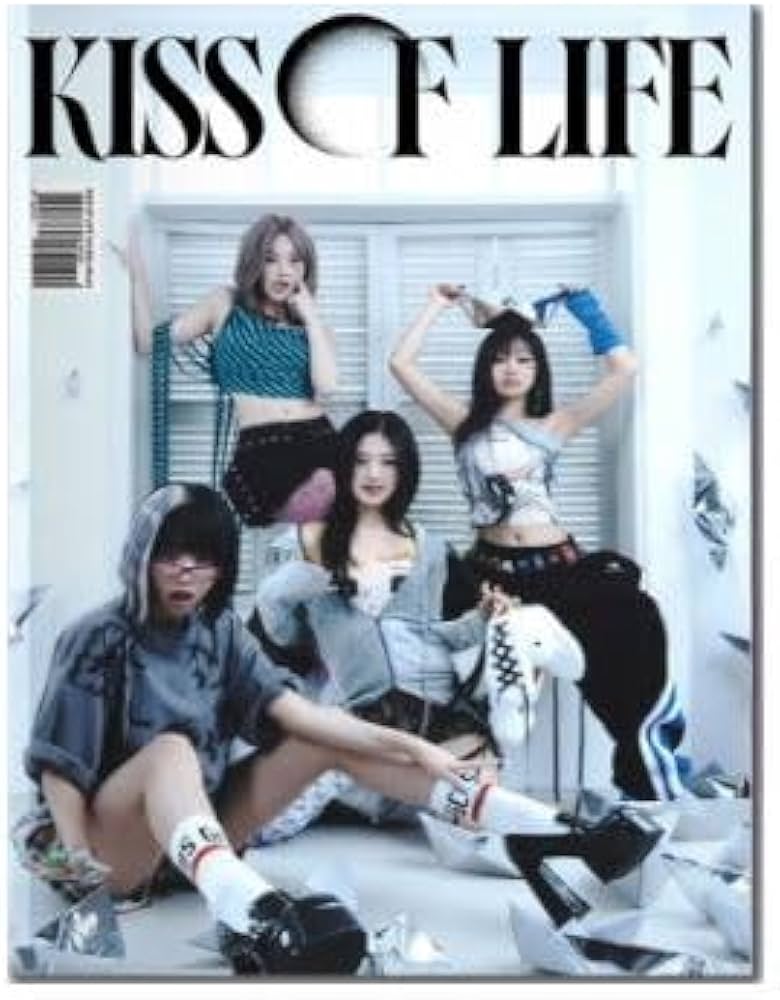 Amazon.co.jp: [ Magazine Ver. ] KISS OF LIFE - 3rd Mini Album