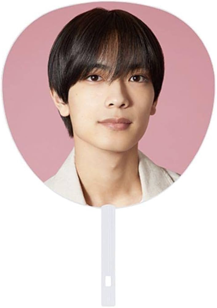 Amazon.co.jp: なにわ男子 高橋恭平 うちわ Debut Tour 1st Love 2022