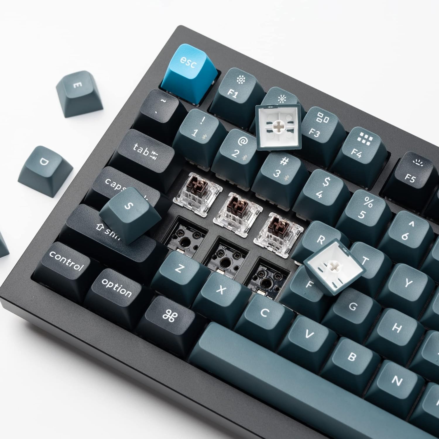 Amazon | 【国内正規品】Keychron Q1 Pro QMK/VIAカスタムワイヤレス