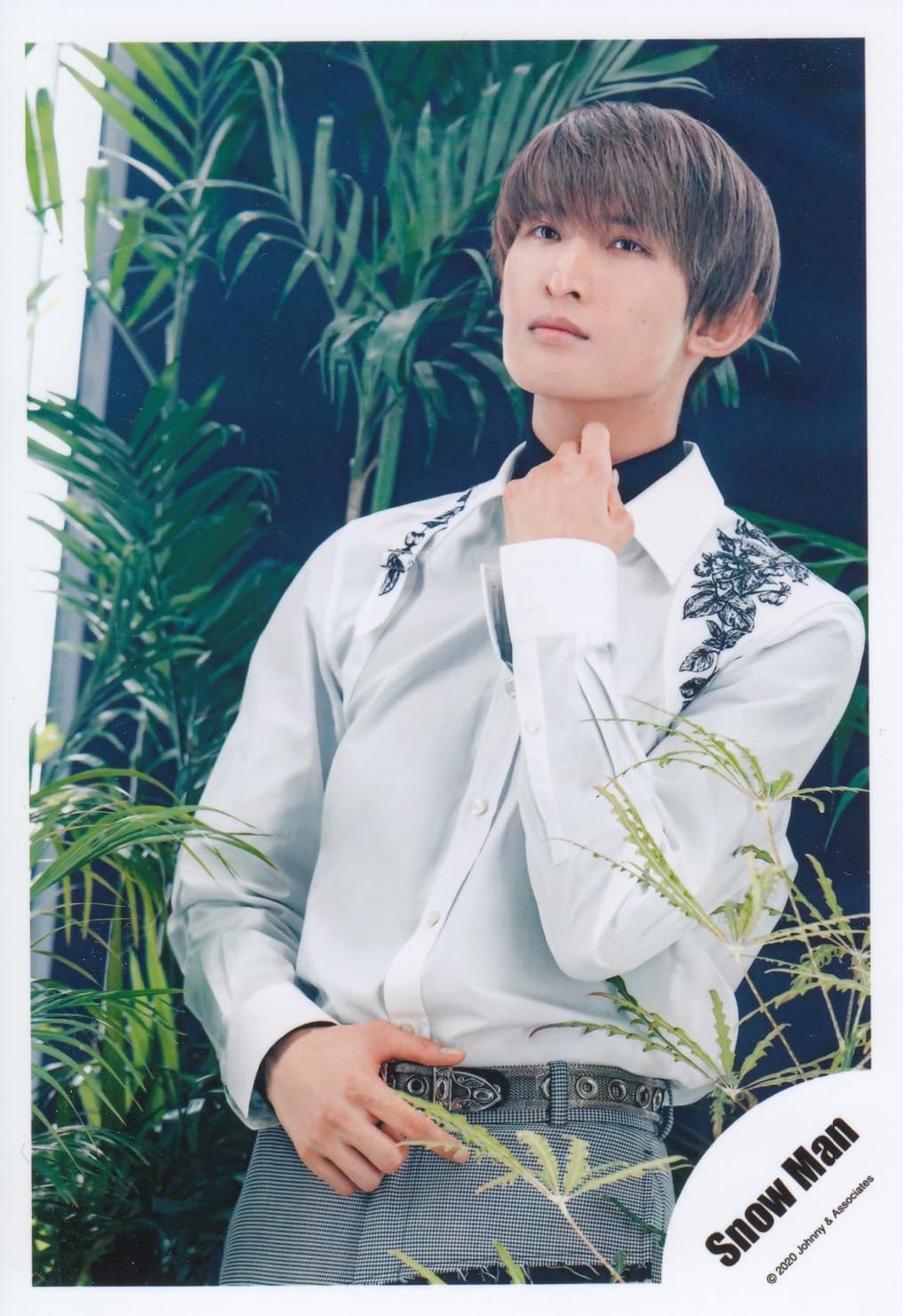 Amazon.co.jp: Snow Man 公式 生 写真（向井康二）SM00088 : おもちゃ