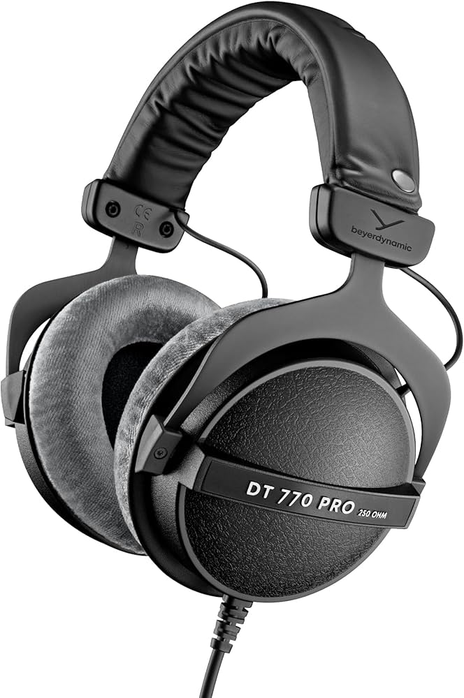 beyerdynamic DT 770 PRO 250 Ohm closed Studio Headphone for