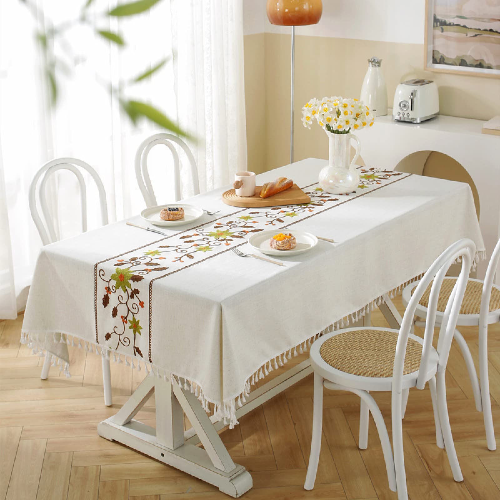 ウズベキスタン 刺繍テーブルクロス 約92cm x 92cm ウズベキスタン