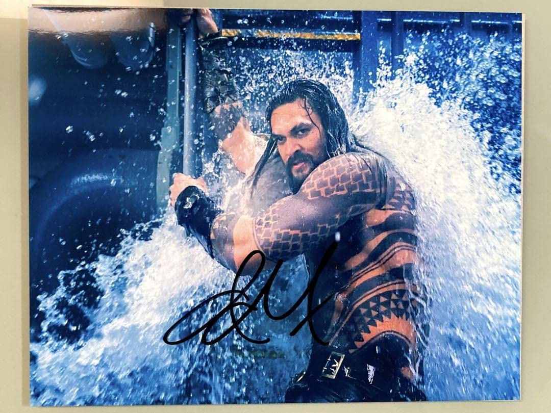 Amazon.co.jp: ジェイソンモモア直筆サイン入り超大型写真…Jason Momoa