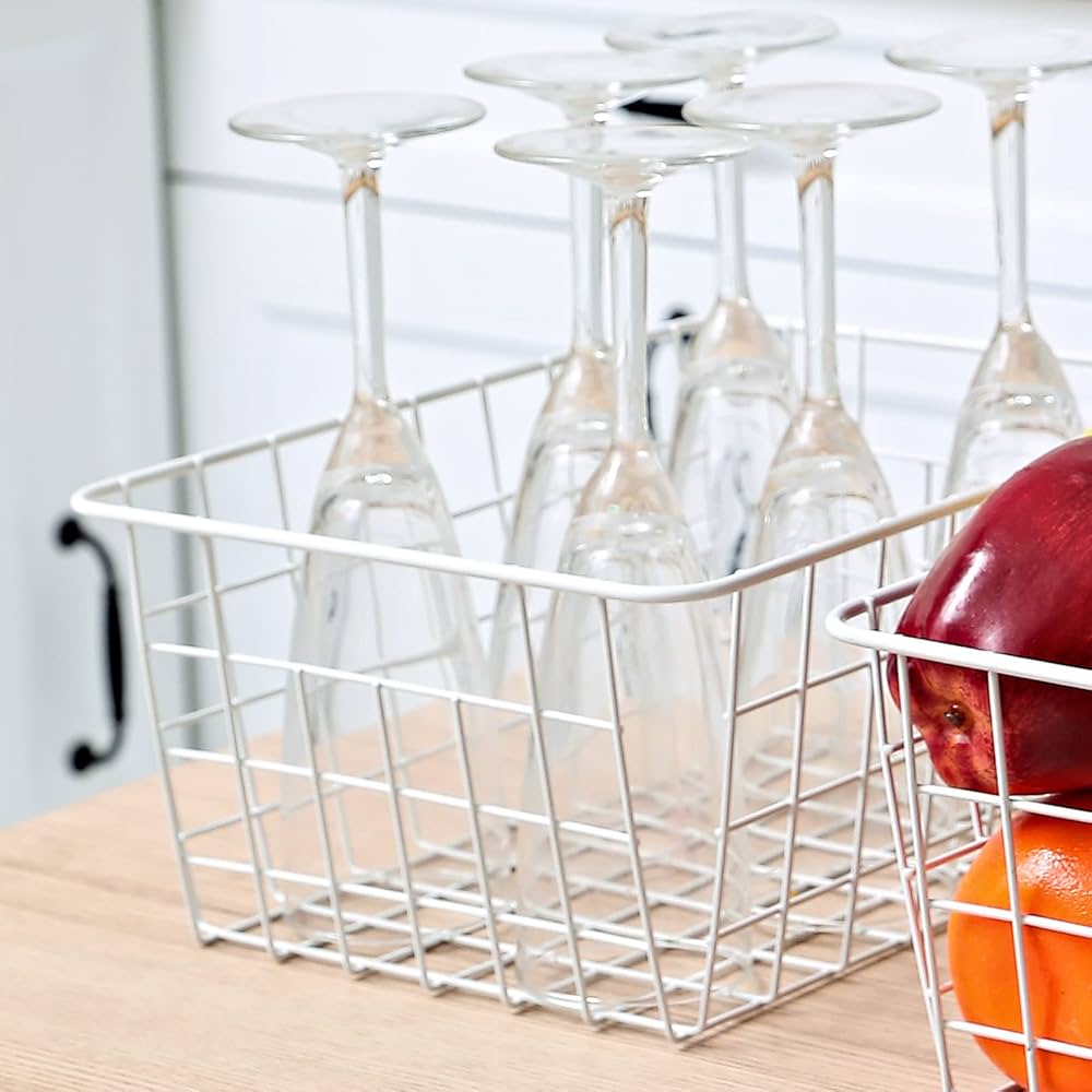 Amazon｜11インチ 直立型 冷凍庫収納バスケット ホワイトワイヤー収納