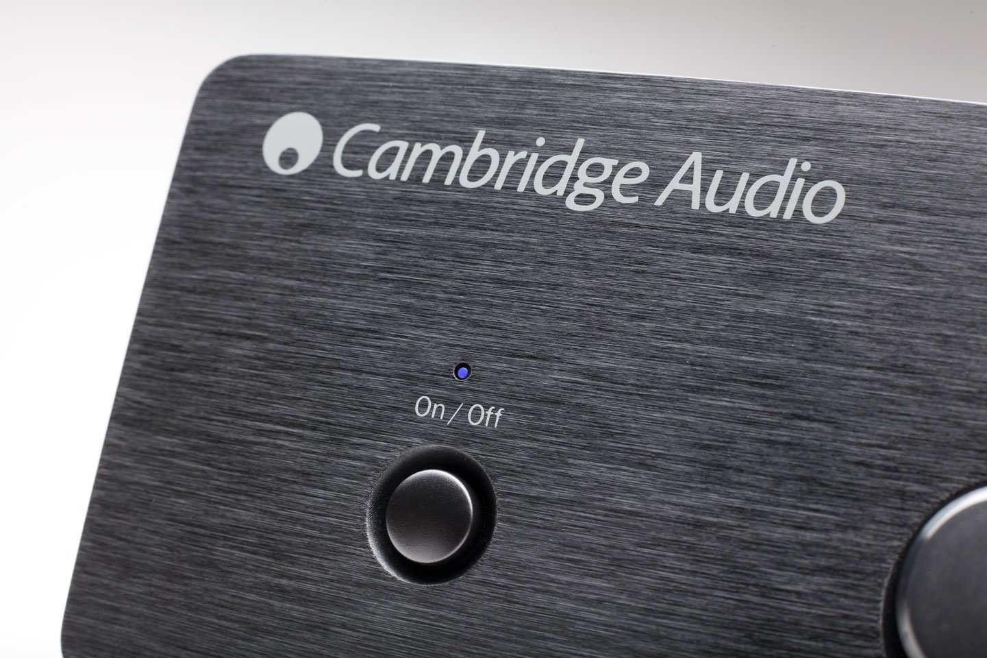 Amazon.co.jp: Cambridge Audio プリメインアンプ TOPAZ AM5