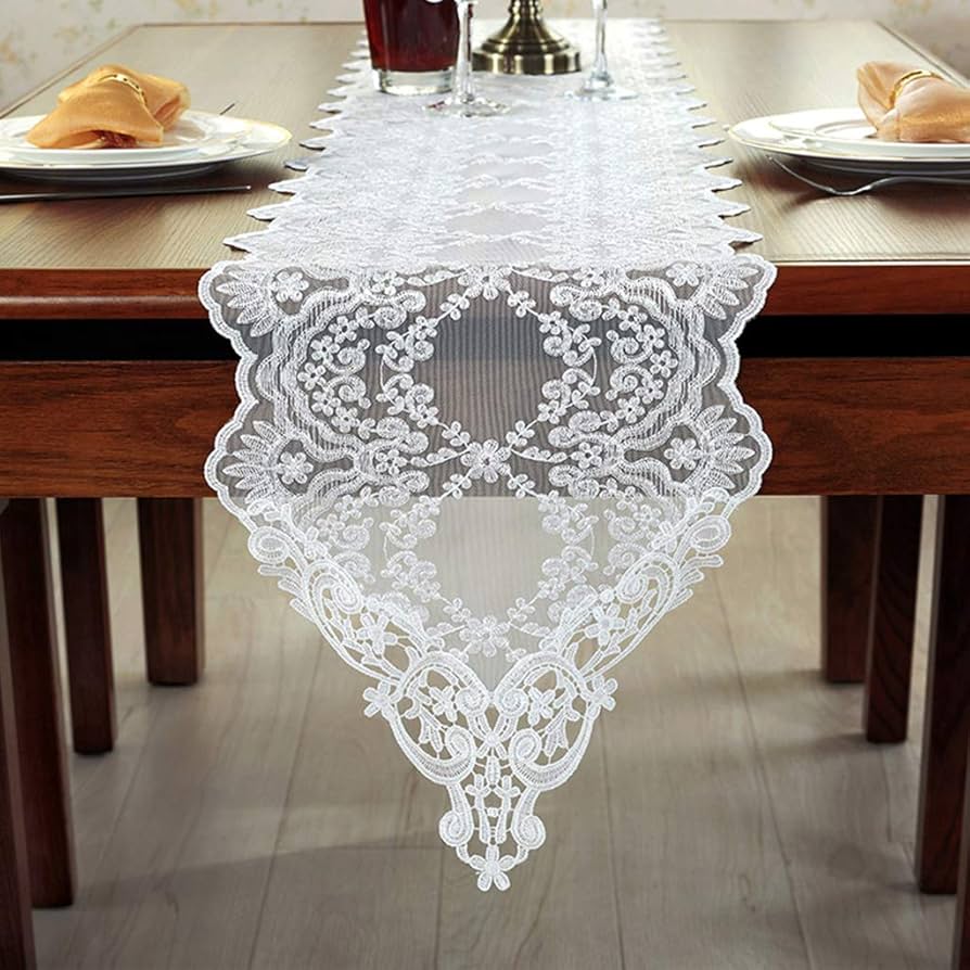 Amazon｜QPZK 刺繍入り花柄テーブルランナー、ビンテージホワイト