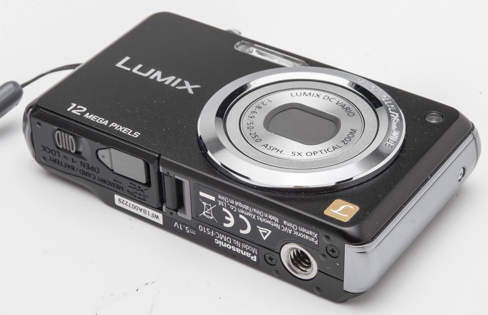 Panasonic LUMIX DMC-FS10 Digital Camera 12 Megapixels 5x Optical