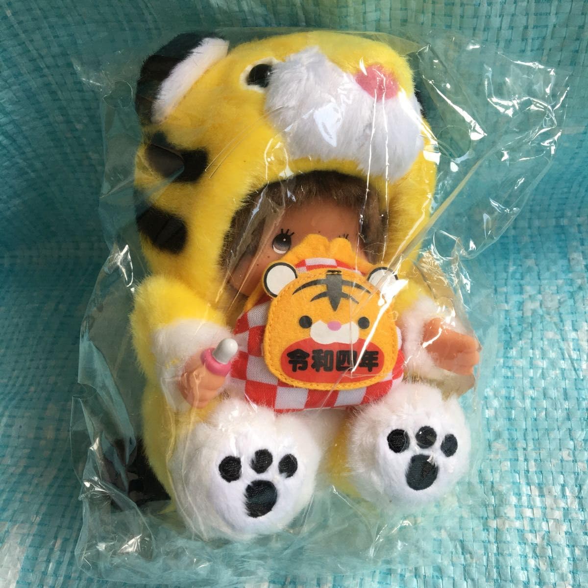 Amazon.co.jp: OS限定 モンチッチ 令和4年 干支 寅 トラ 2022