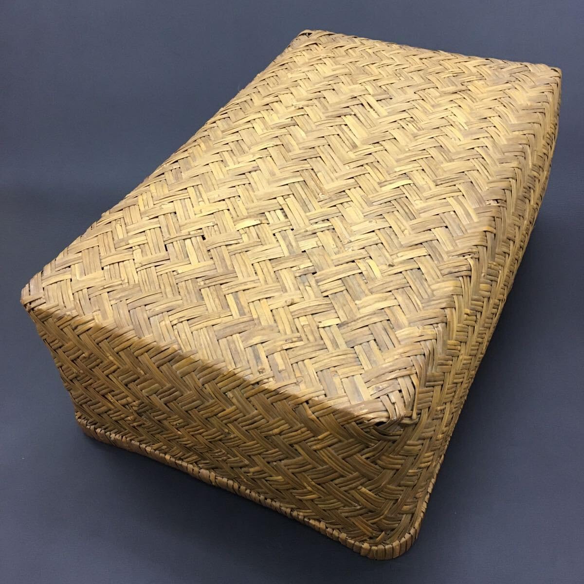 Amazon.co.jp: ②竹行李こおり網代編み収納箱ボックスレトロ竹細工