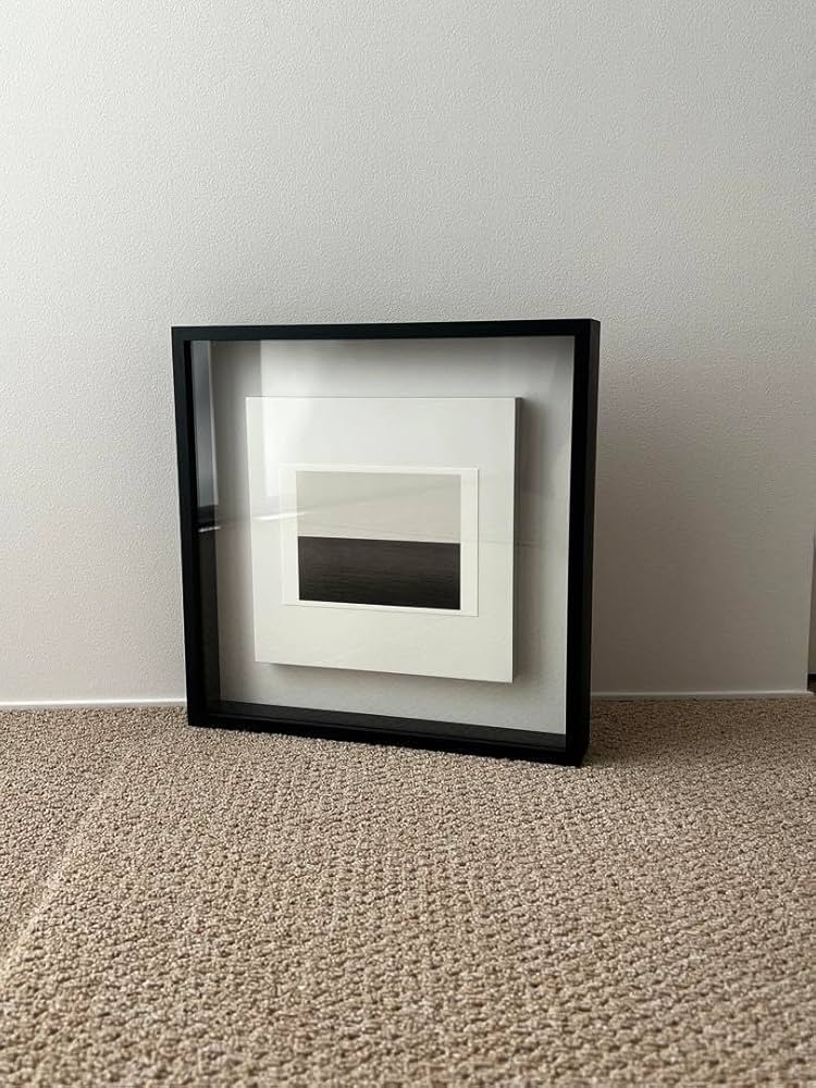 Amazon.co.jp: 杉本博司 海景 限定マット ポストカード 額装品 : おもちゃ