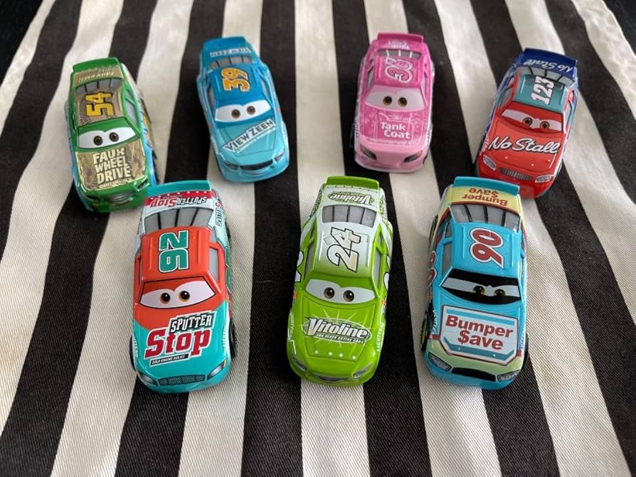 Amazon.co.jp: カーズ ミニカー ピストンカップレースカー7台セット