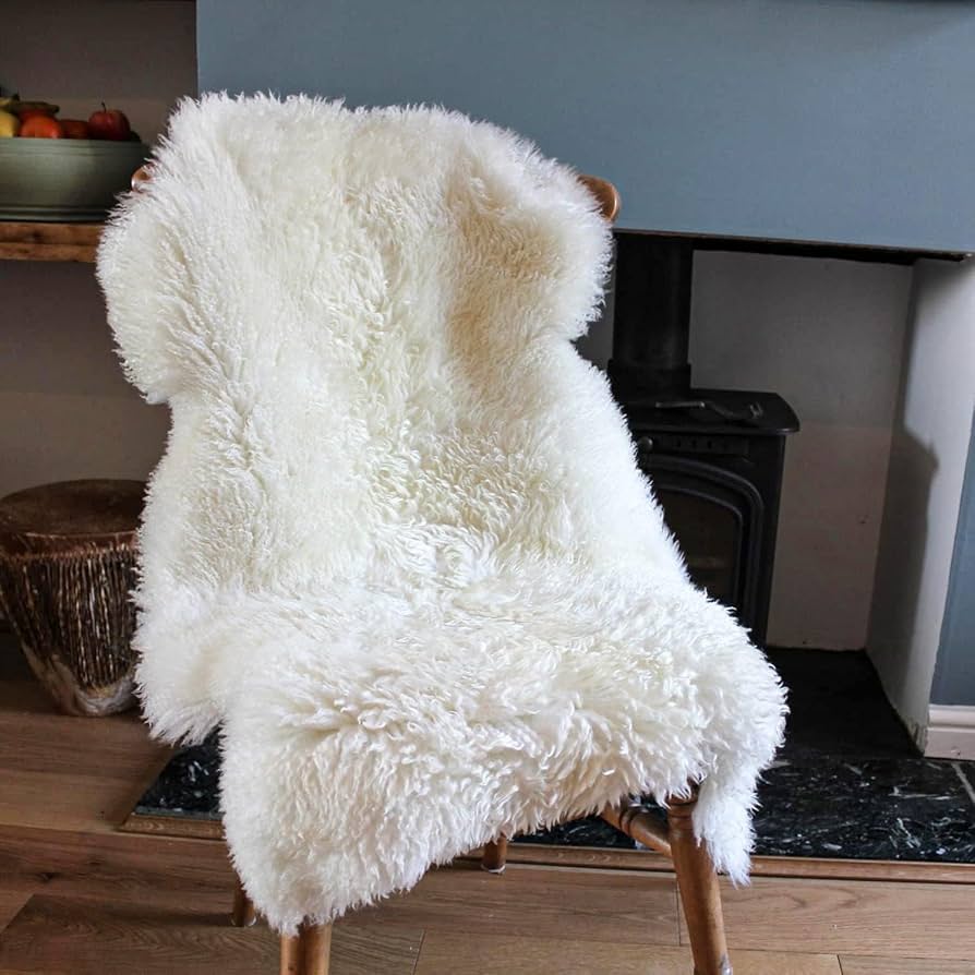 Amazon | CLYLIFE ムートンラグ フェイクシープスキンラグ 人工ウール