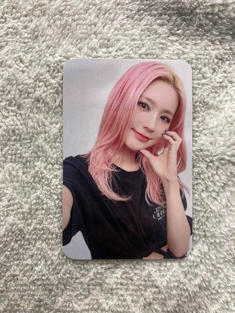 Amazon.co.jp: (G)I-DLE ミヨン FC 会員 アイドゥル 当選 トレカ