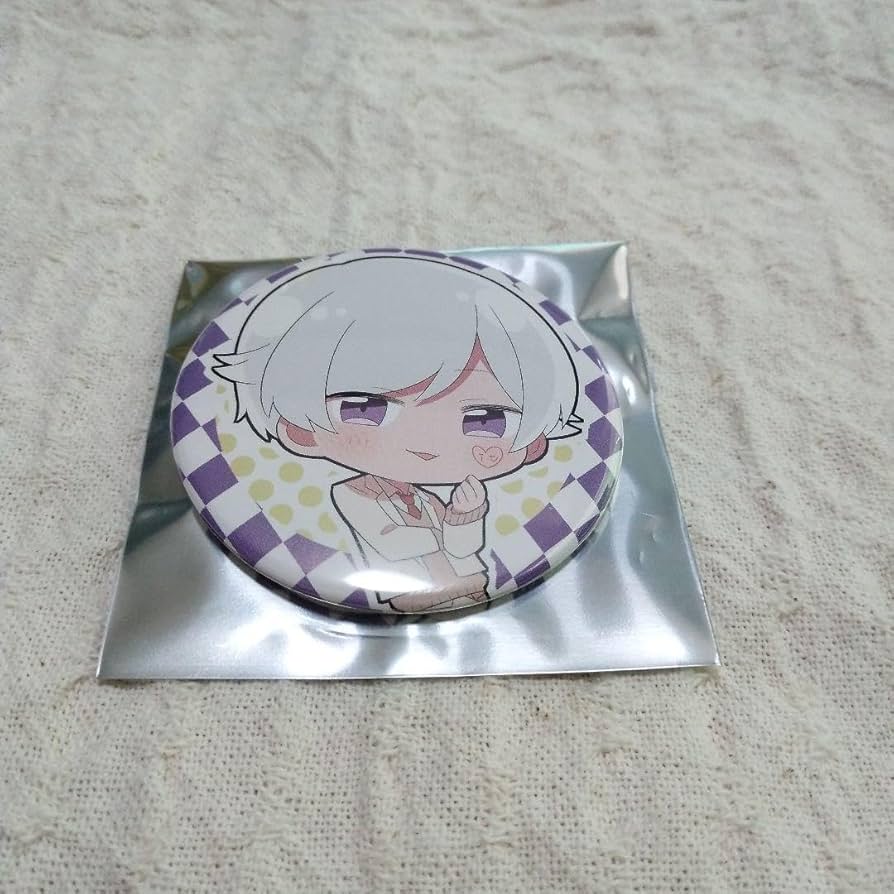 Amazon.co.jp: いれいす 初兎 推しみつ デフォ 缶バッジ 第5弾 : Toys