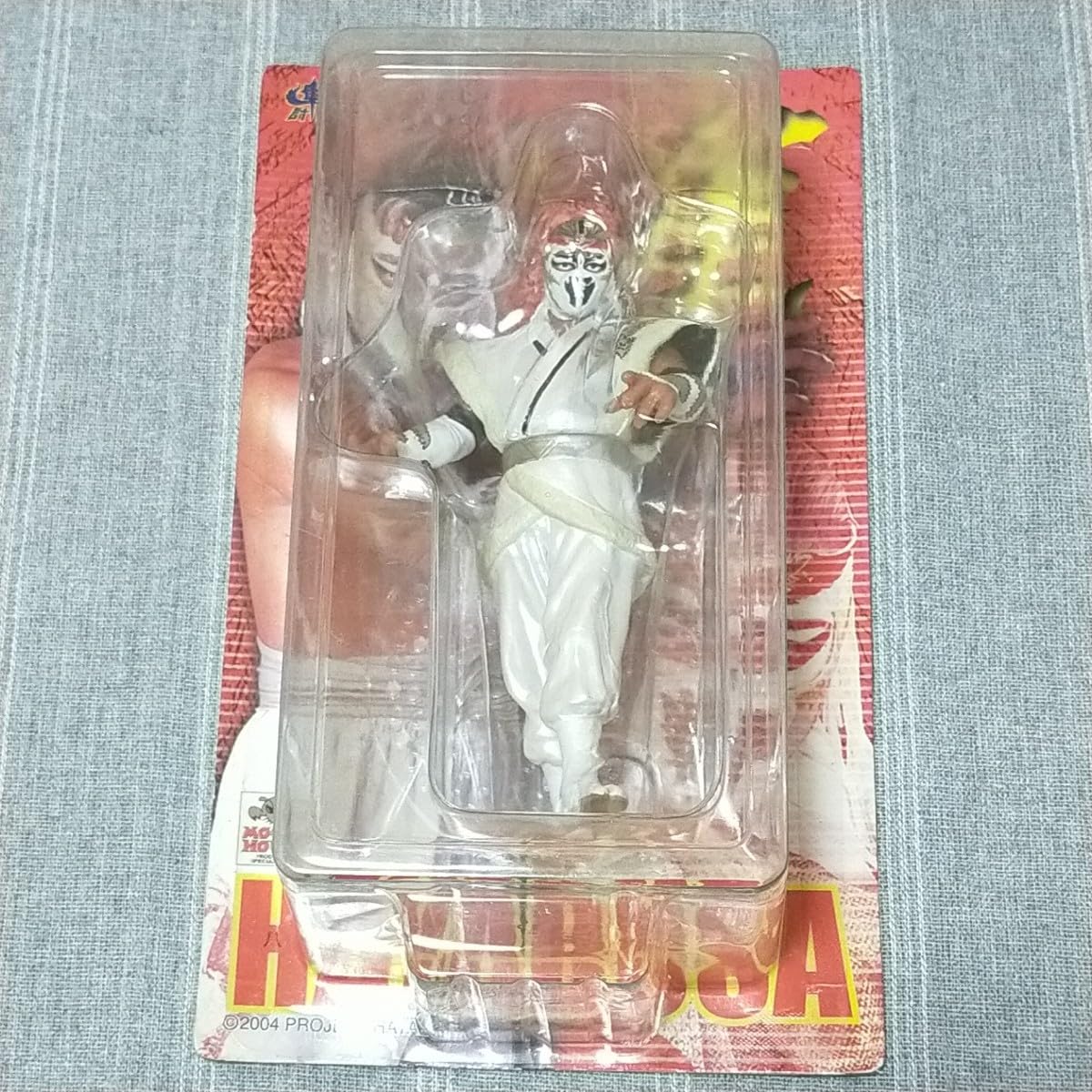 Amazon.co.jp: 不死鳥 ハヤブサ フィギュア 模型 ホワイト モグラ