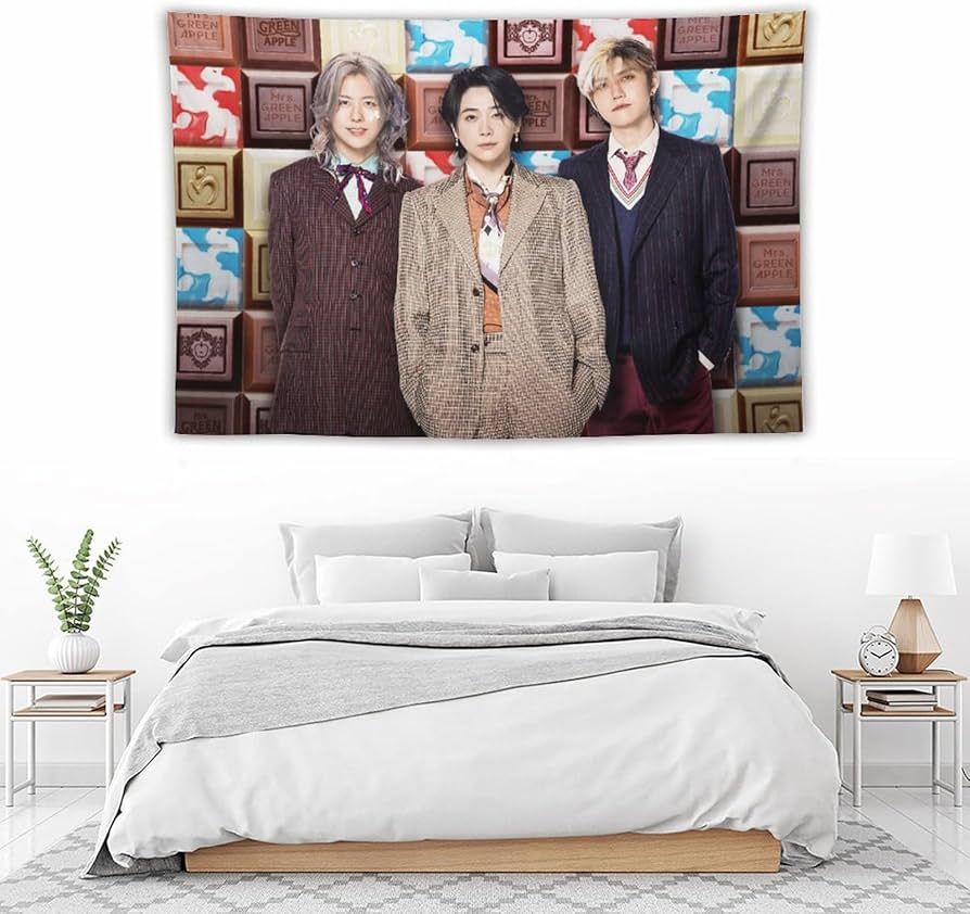 Amazon.co.jp: ミセス・グリーン・アップル タペストリー 壁掛け 壁 窓