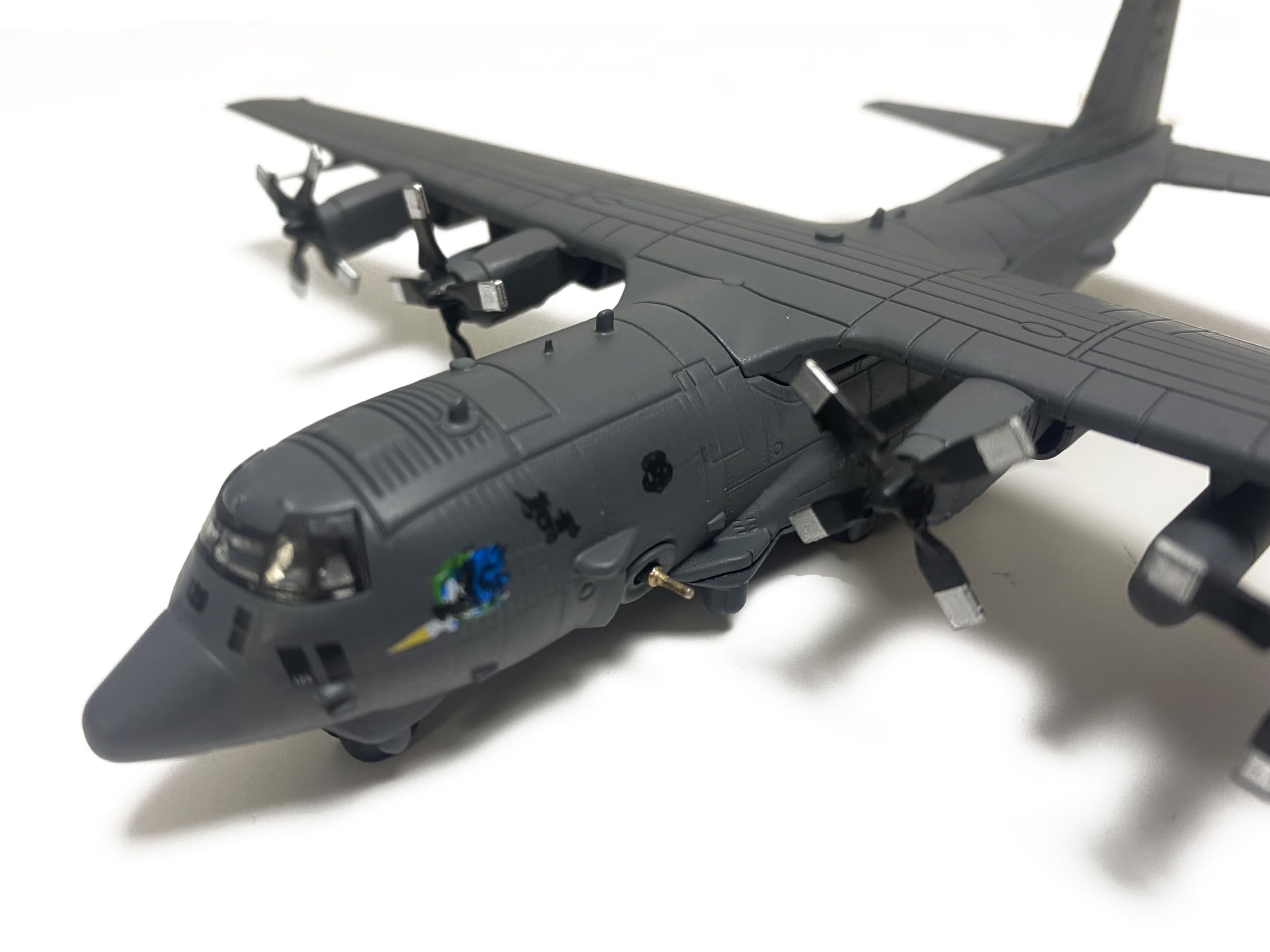 Amazon.co.jp: ロッキード AC-130 1/200 ダイキャスト航空機モデル