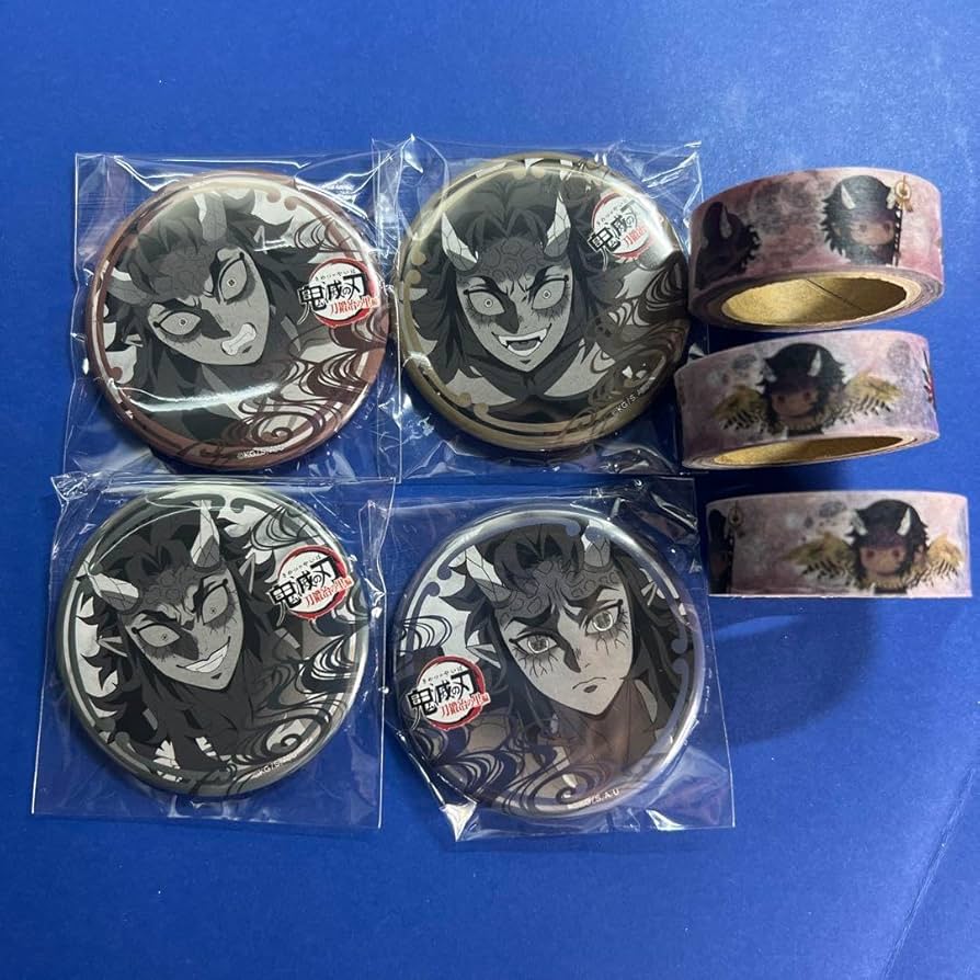 Amazon | 鬼滅 ダイニング 缶バッジ 積怒 可楽 空喜 哀絶 喜怒哀楽
