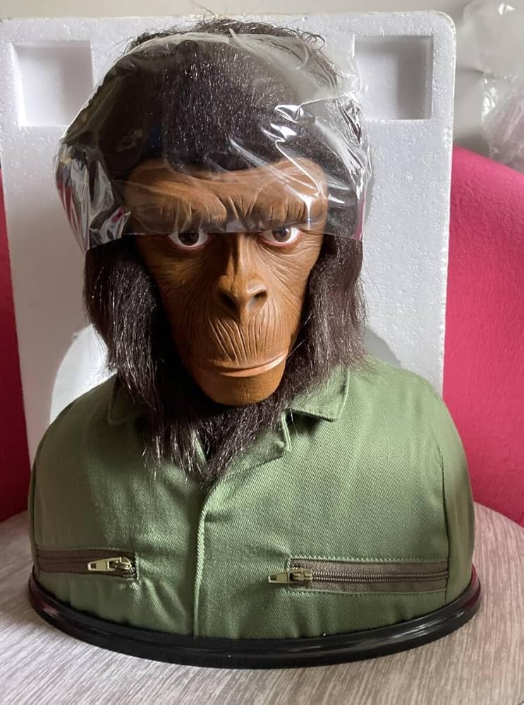 Amazon | 全世界3000体限定巨大ヘッドフィギュア付き「猿の惑星