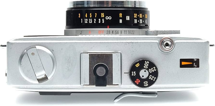 Olympus 35 RC - 35mm Rangefinder Camera - 1:28 - f = 42mm - E