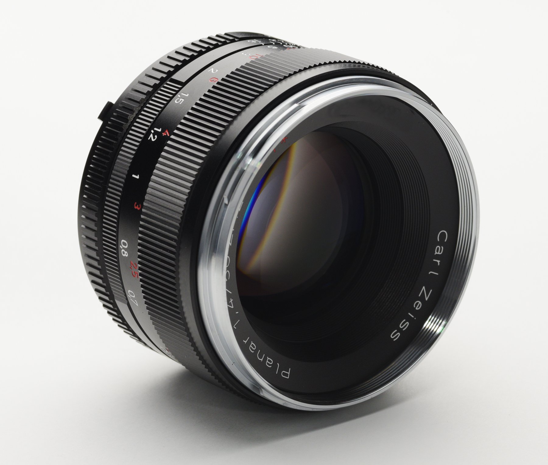 Amazon | Carl Zeiss PLANAR T*1.4/50mm ブラック ZF.2 (ニコンCPU内蔵