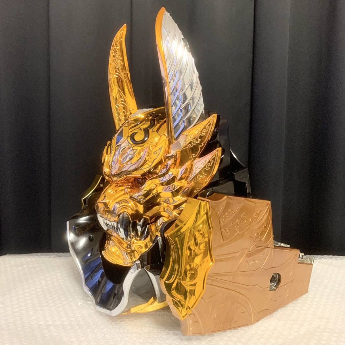 Amazon.co.jp: フェイスオブ牙狼 金翔枠 パチンコ役物 黄金騎士牙狼