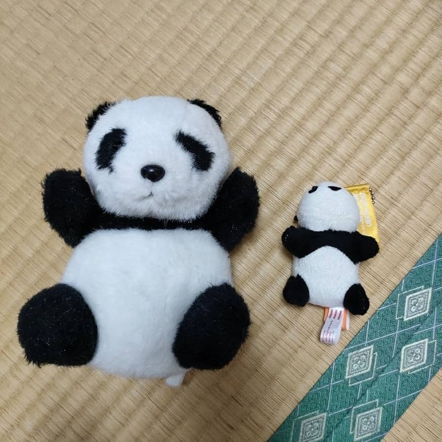 Amazon.co.jp: パンダぬいぐるみ 2つ レイレイ LeiLei 上野動物園