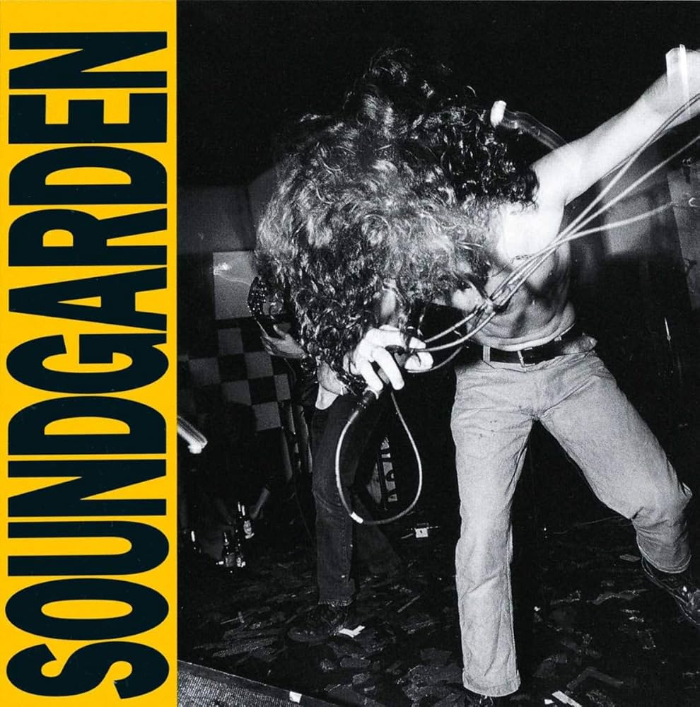 Soundgarden - Louder Than Love - Amazon.com Music