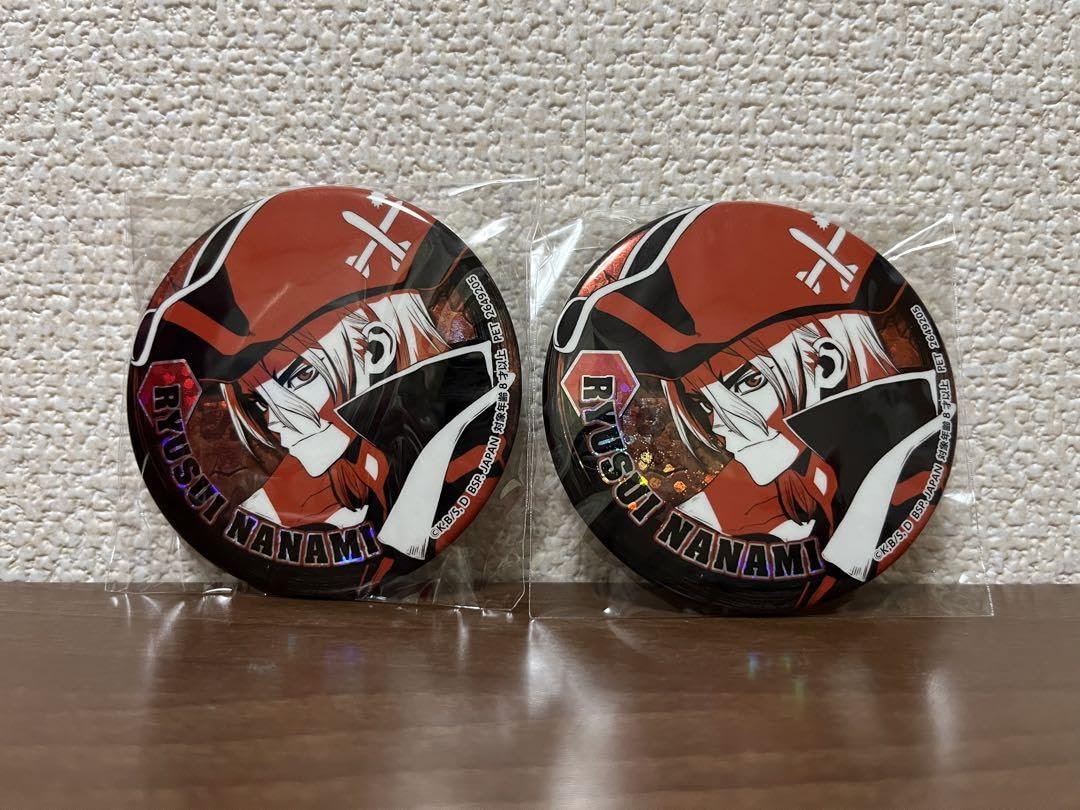 Amazon | Dr.STONE ホログラム 缶バッジ 七海龍水 | バッジ | おもちゃ