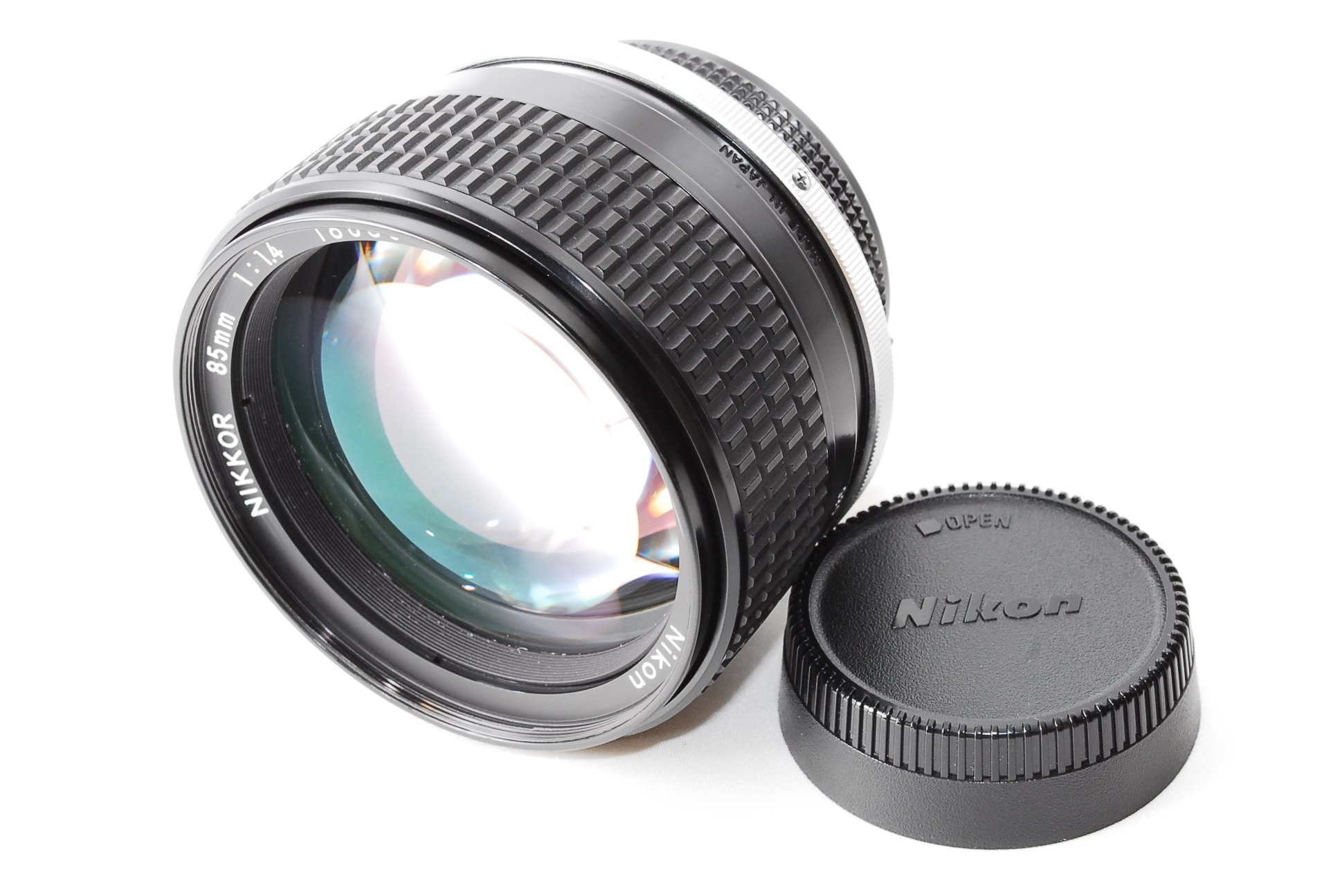 Amazon.co.jp: Nikon Ai-s NIKKOR 85mm F1.4 : 家電＆カメラ