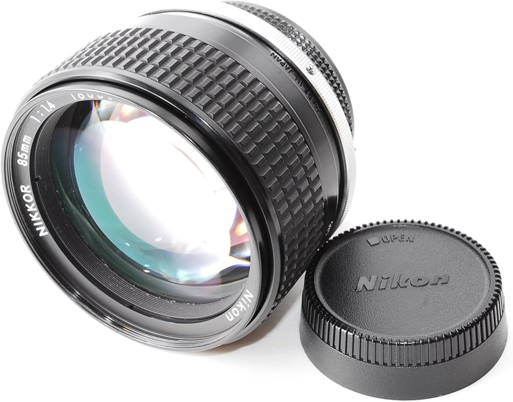 Amazon.co.jp: Nikon Ai-s NIKKOR 85mm F1.4 : 家電＆カメラ
