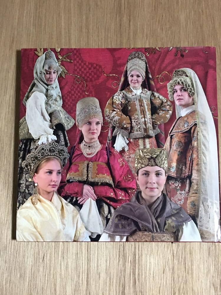 ロシアの民族衣装 本 Amazon.co.jp: ロシアの民族衣装 本 : ホビー