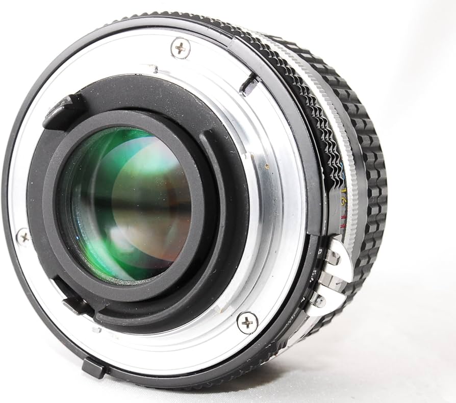 Amazon | Nikon ニコン Ai NIKKOR 50mm F1.8 | Nikon | カメラ用交換レンズ