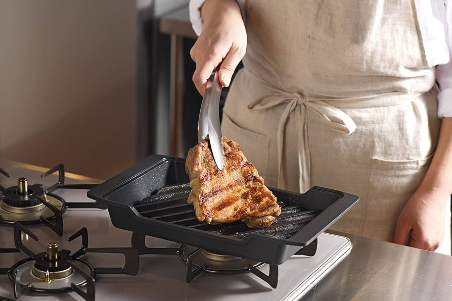 Amazon | オークス 大人の焼き魚 炭グリル OTS8010 | オークス(Aux
